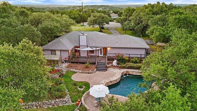 2111 Stallion Springs DR, Fischer, TX 78623