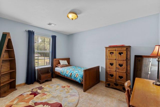 2111 Stallion Springs DR, Fischer, TX 78623