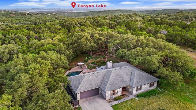 2111 Stallion Springs DR, Fischer, TX 78623