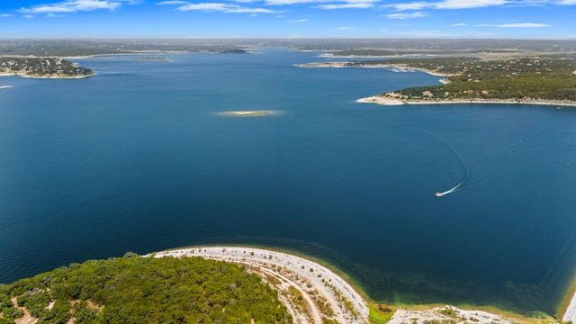2111 Stallion Springs DR, Fischer, TX 78623