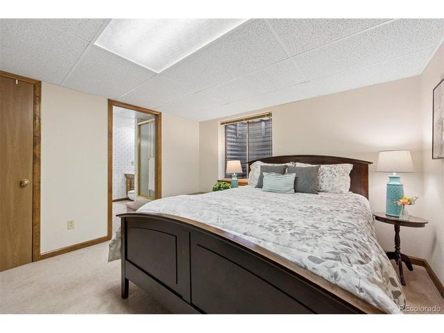 6928 Iris St, Arvada, CO 80004