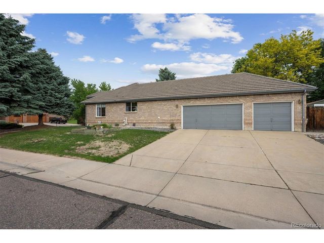6928 Iris St, Arvada, CO 80004