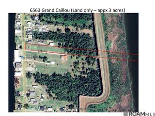 6563 Grand Caillou Road, Dulac, LA 70353
