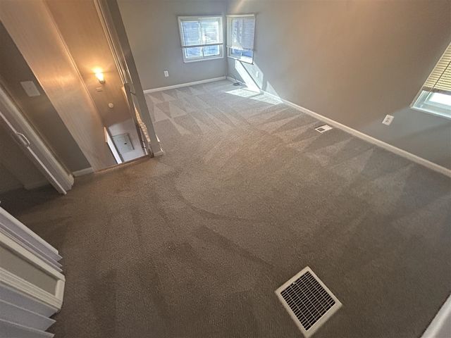 32 E George Avenue, Hazel Park, MI 48030