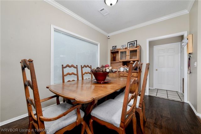 477053 E 1085 Road, Roland, OK 74954