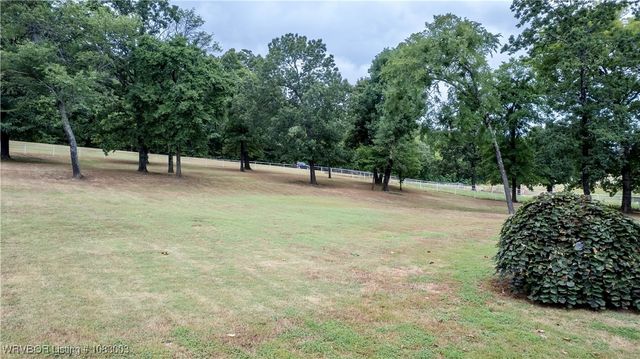 477053 E 1085 Road, Roland, OK 74954