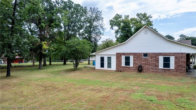 477053 E 1085 Road, Roland, OK 74954