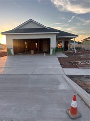 1944 Piddle Paddle, Abilene, TX 79602