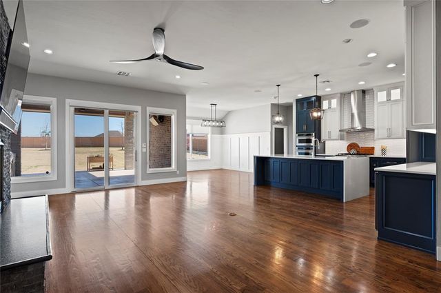 15204 Fountain Creek Lane, Edmond, OK 73013