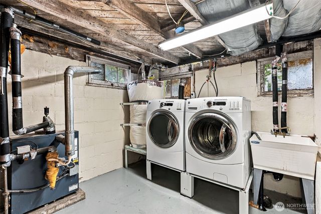 1140 N Cambrian Avenue, Bremerton, WA 98312