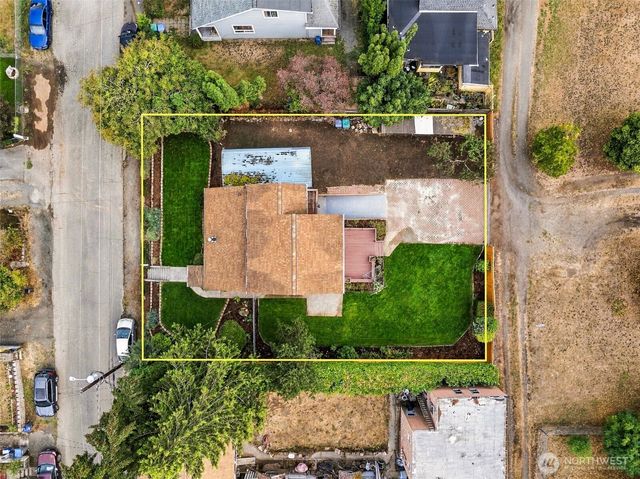 1140 N Cambrian Avenue, Bremerton, WA 98312