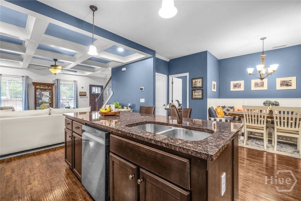 Image 12 of property listing at 150 Jacobs Circle, Richmond Hill, GA 31324