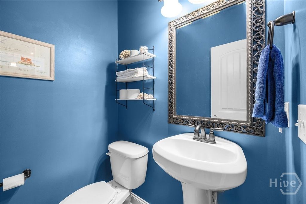Image 17 of property listing at 150 Jacobs Circle, Richmond Hill, GA 31324