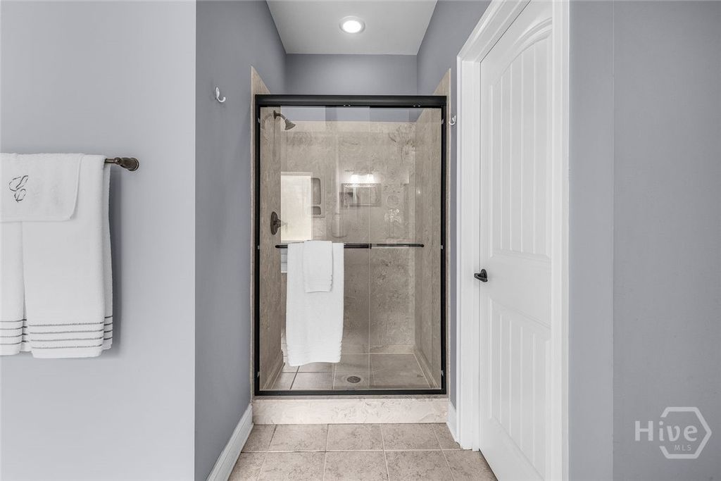 Image 24 of property listing at 150 Jacobs Circle, Richmond Hill, GA 31324