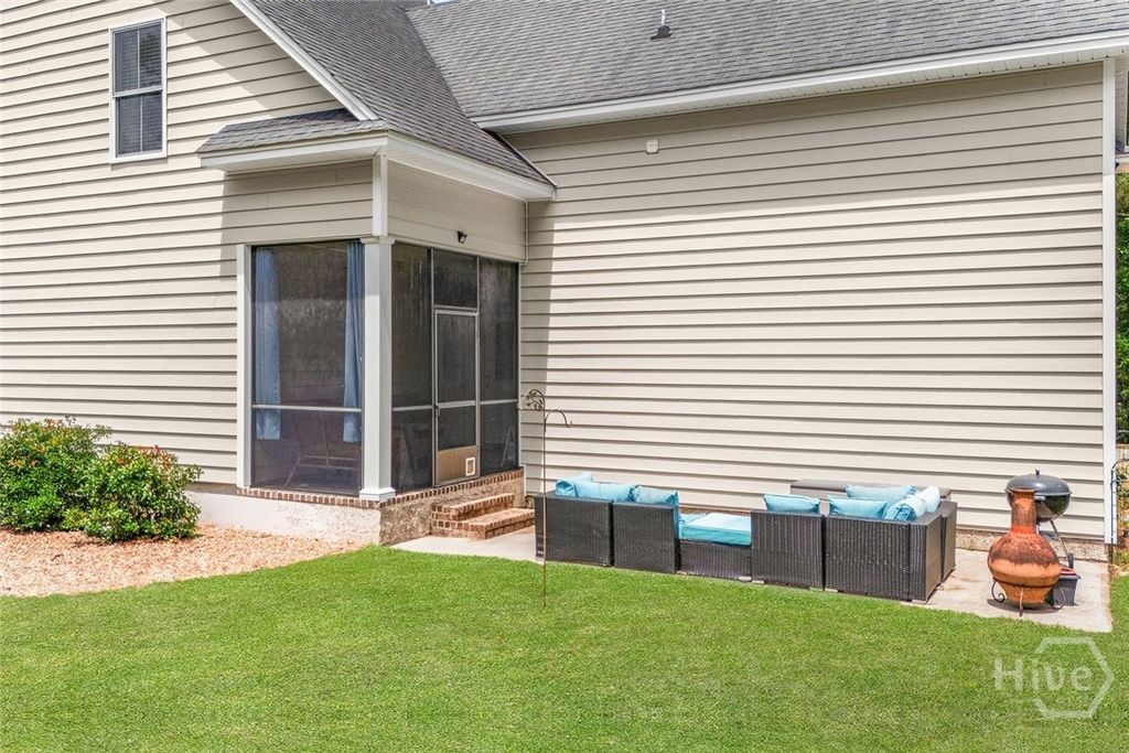 Image 36 of property listing at 150 Jacobs Circle, Richmond Hill, GA 31324