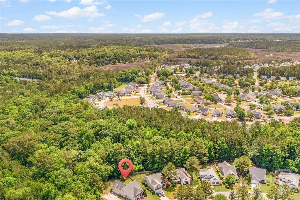 Image 39 of property listing at 150 Jacobs Circle, Richmond Hill, GA 31324