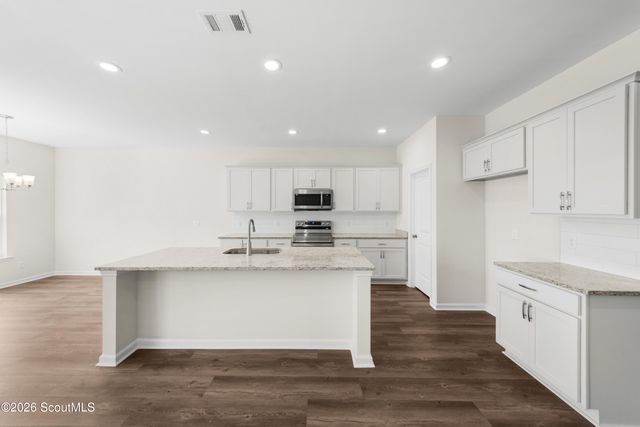 41 Nautilus Avenue, Brunswick, GA 31525