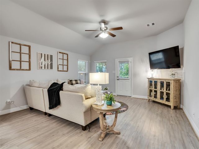 15190 N Heron Heights Way, Magnolia, TX 77354