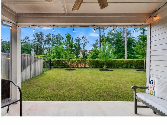 15190 N Heron Heights Way, Magnolia, TX 77354