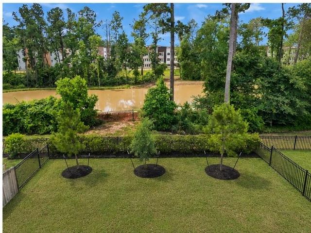 15190 N Heron Heights Way, Magnolia, TX 77354
