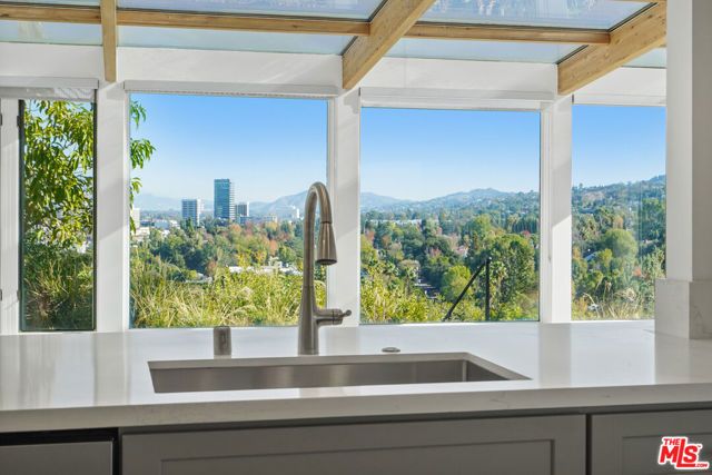 16210 Bertella Drive, Los Angeles, CA 91436