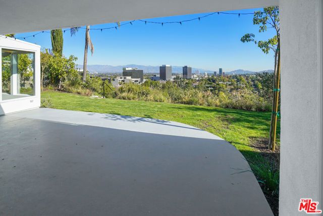 16210 Bertella Drive, Los Angeles, CA 91436