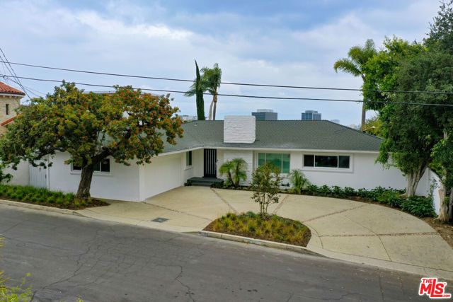 16210 Bertella Drive, Los Angeles, CA 91436