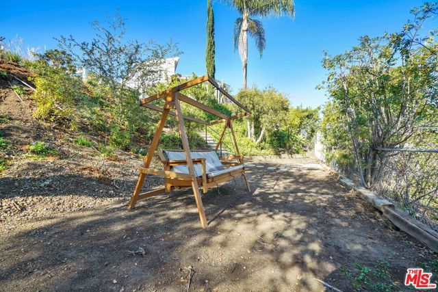 16210 Bertella Drive, Los Angeles, CA 91436