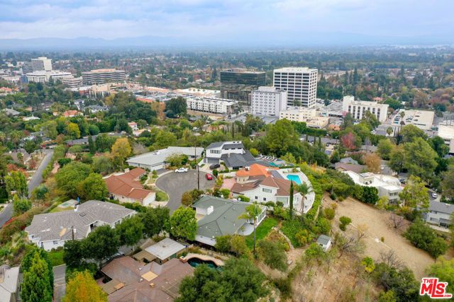 16210 Bertella Drive, Los Angeles, CA 91436