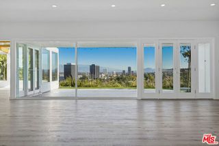 16210 Bertella Drive, Los Angeles, CA 91436