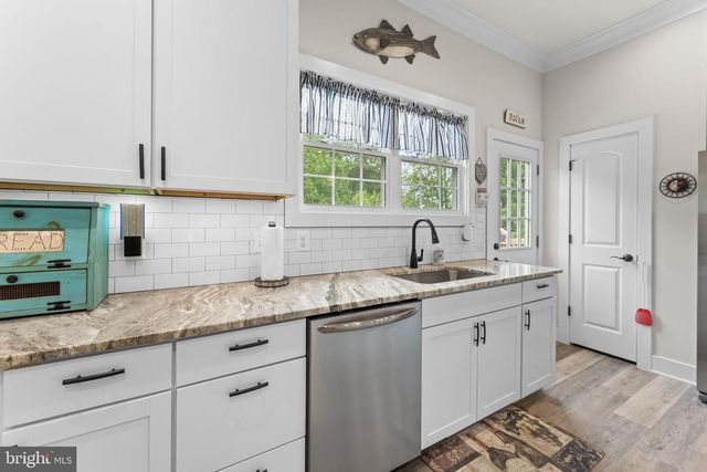 1016 ROYAL WAY, Montross, VA 22520