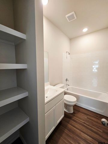 609 Park Central, Chandler, TX 75758