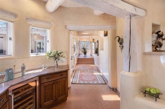 24 Paintbrush Circle, Santa Fe, NM 87506