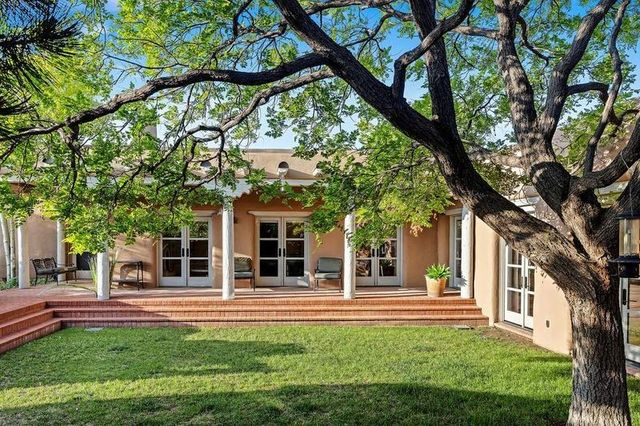 24 Paintbrush Circle, Santa Fe, NM 87506