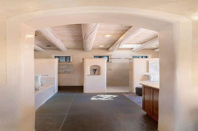 24 Paintbrush Circle, Santa Fe, NM 87506