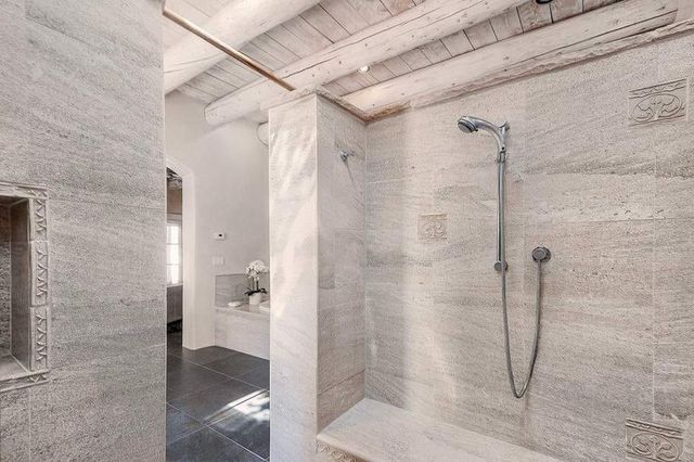 24 Paintbrush Circle, Santa Fe, NM 87506