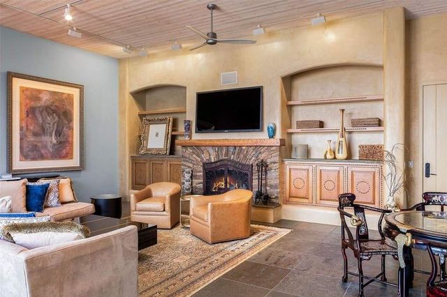 24 Paintbrush Circle, Santa Fe, NM 87506