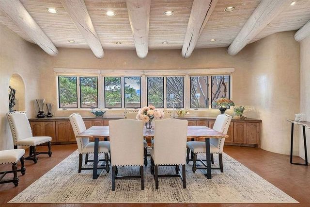 24 Paintbrush Circle, Santa Fe, NM 87506