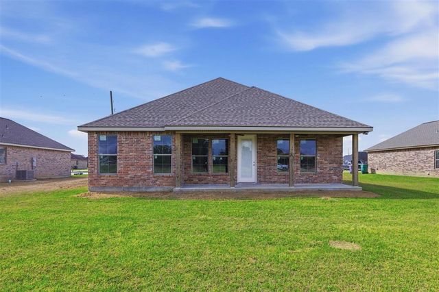 110 Hickory Street, Iowa, LA 70647