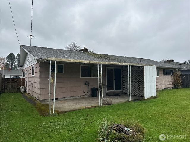 2721 Terry Avenue, Longview, WA 98632