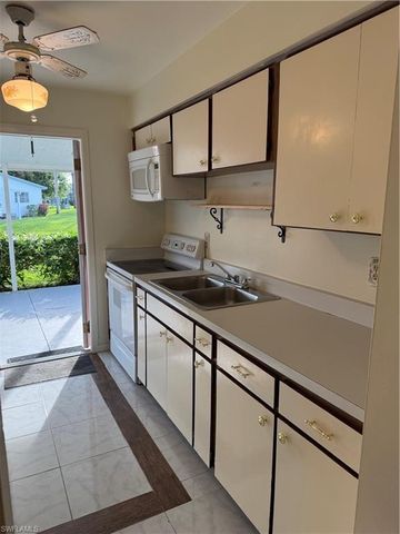 46 Desert Candle CIR, Lehigh Acres, FL 33936