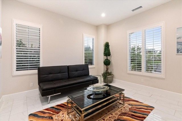 244 Coal Mine, Irvine, CA 92602