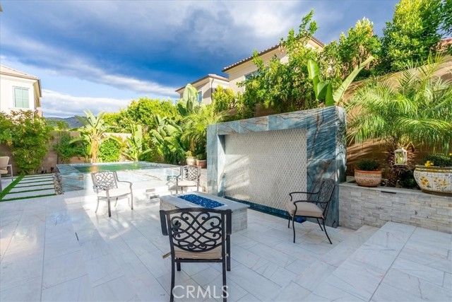 244 Coal Mine, Irvine, CA 92602