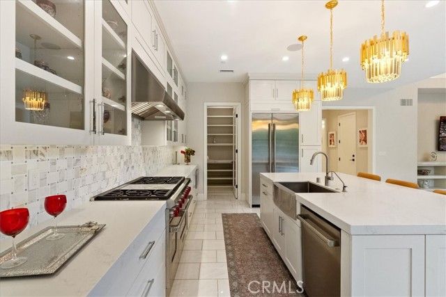 244 Coal Mine, Irvine, CA 92602