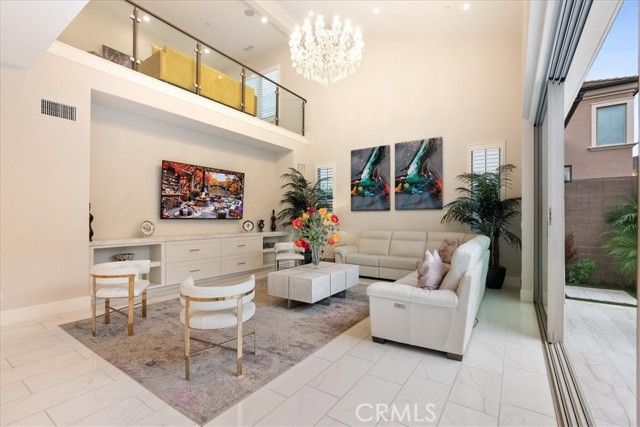 244 Coal Mine, Irvine, CA 92602