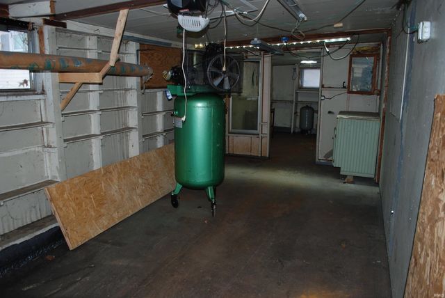 7976 N Tecumseh Road, Walkerton, IN 46574