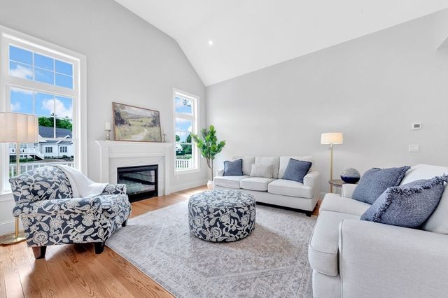 4 Weber Farm Road 4, Wrentham, MA 02093
