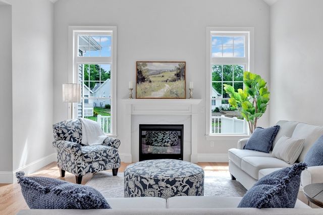 4 Weber Farm Road 4, Wrentham, MA 02093