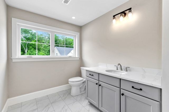 4 Weber Farm Road 4, Wrentham, MA 02093