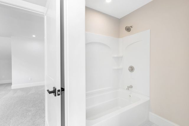 4 Weber Farm Road 4, Wrentham, MA 02093
